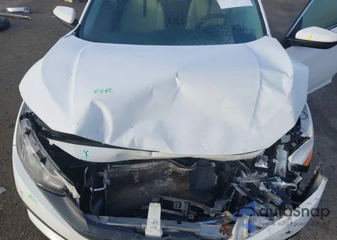 2016 Honda Civic Lx z USA, uszkodzony, nr VIN 19XFC2F59GE237006